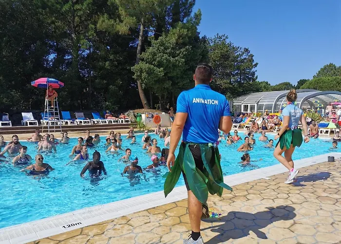 Officiel Siblu Le Bois Dormant 4* סן ז'אן דה מון