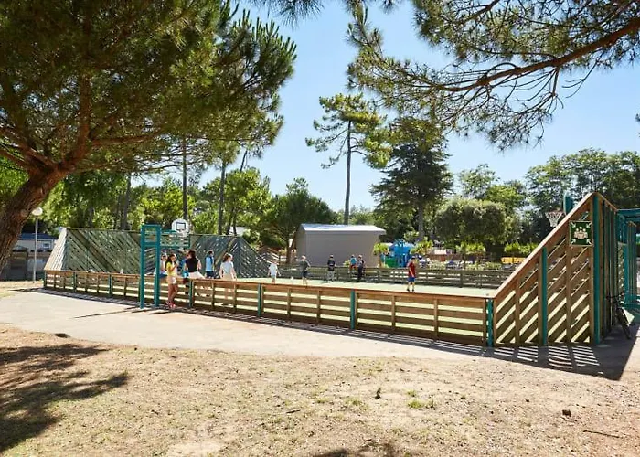 אתר קמפינג Officiel Siblu Le Bois Dormant סן ז'אן דה מון