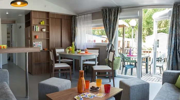 אתר קמפינג Officiel Siblu Le Bois Dormant 4*