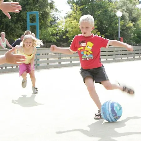 Campingplatz Officiel Siblu Le Bois Dormant 4*